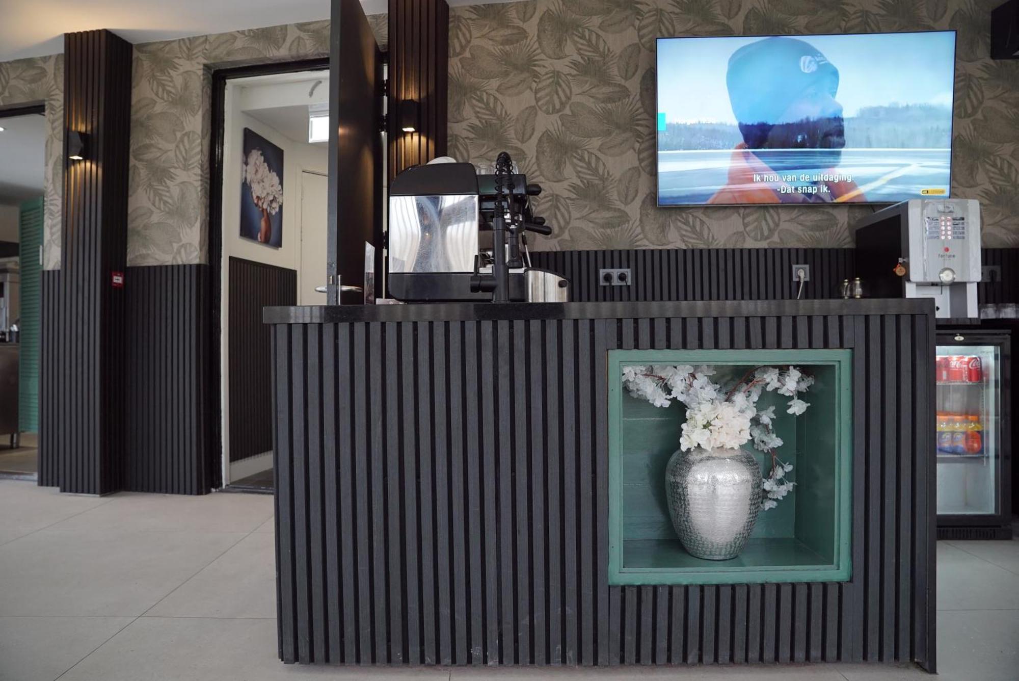 Ma Airport Hotel Хоофдорп Екстериор снимка